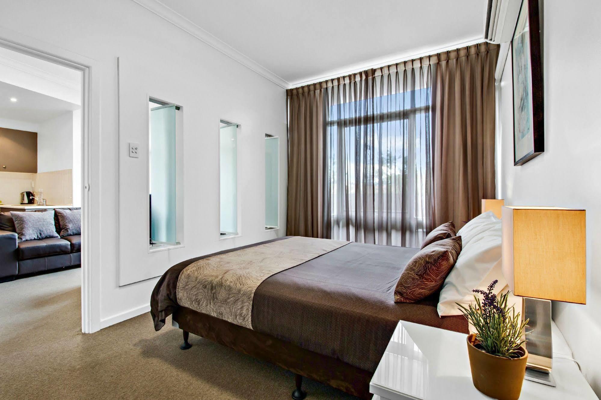Adelaide Dress Circle Apartments - Ward Street Eksteriør bilde